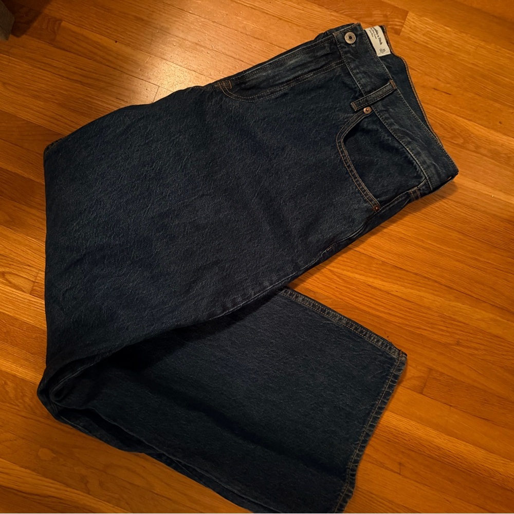 Abercrombie & Fitch women’s Deep Blue Relaxed Jeans